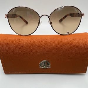 NWOT. Tory Burch women’s sunglasses. Rose gold and pink tortoiseshell frames.
